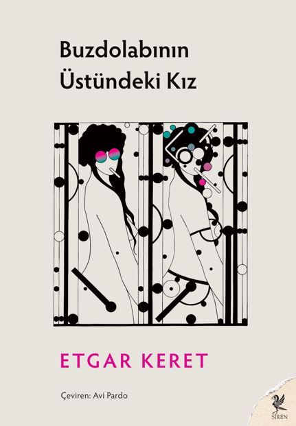 Buzdolabının Üstündeki Kız